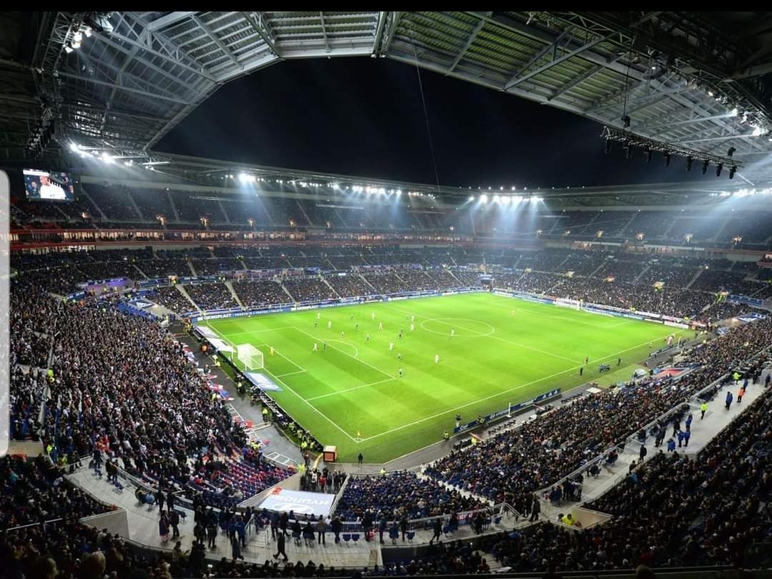 Studio Arena - Groupama Stadium Lyon メイジュー エクステリア 写真